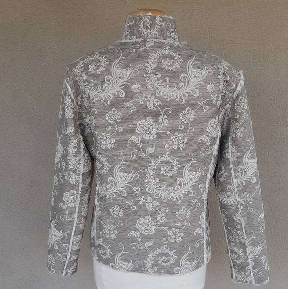 Chico's Women's Jacket Brocade Fuax Fur Fringe - Picture 6 of 15